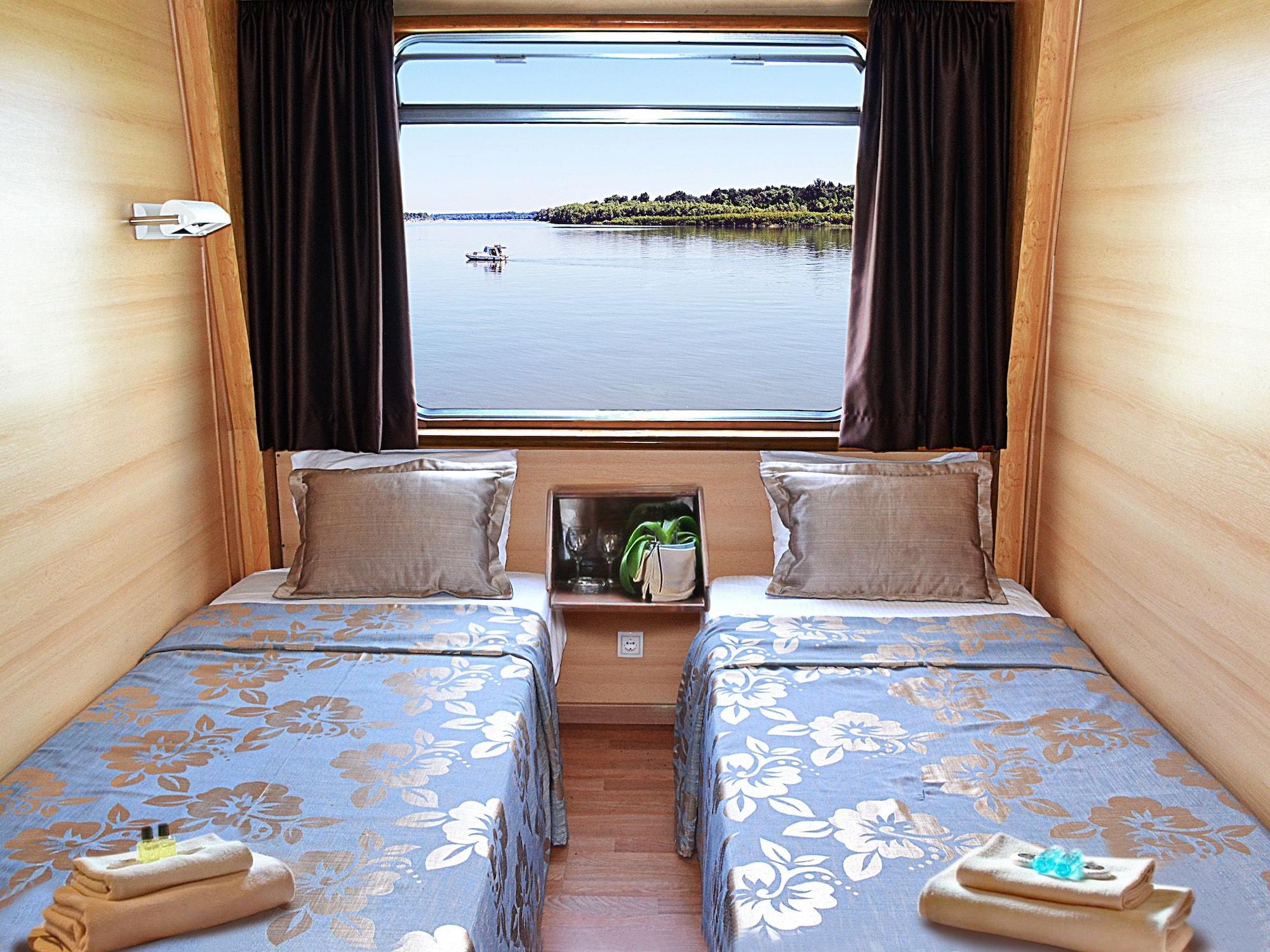 Compass River City Botel Belgrad Zewnętrze zdjęcie