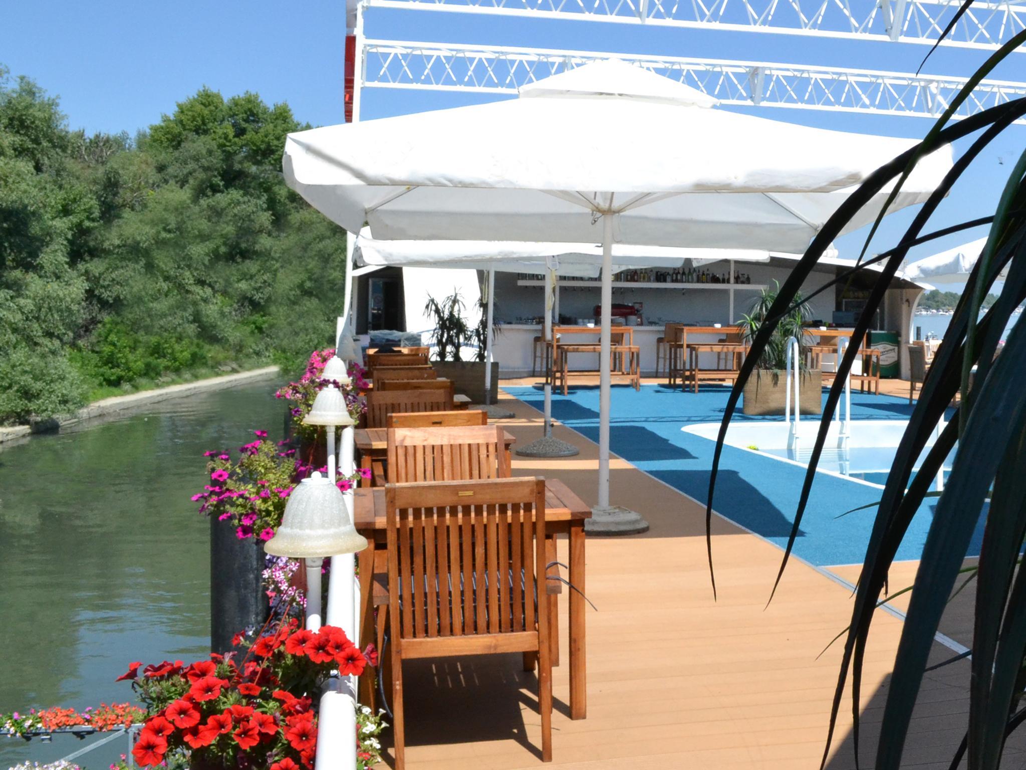 Compass River City Botel Belgrad Zewnętrze zdjęcie