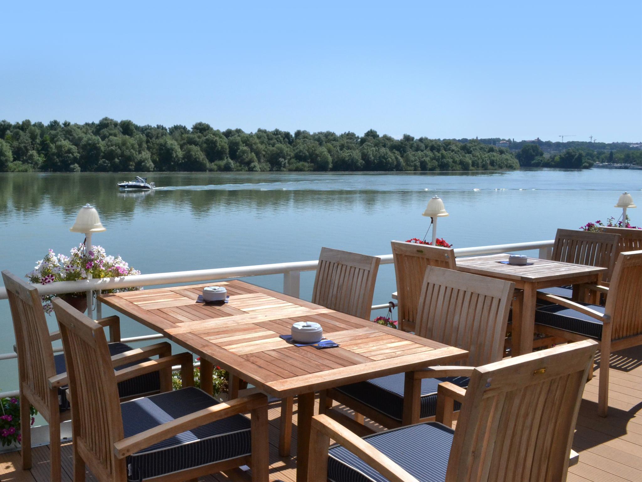 Compass River City Botel Belgrad Zewnętrze zdjęcie