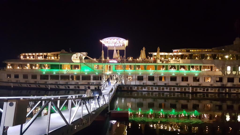 Compass River City Botel Belgrad Zewnętrze zdjęcie