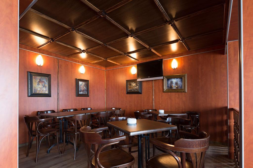 Compass River City Botel Belgrad Zewnętrze zdjęcie